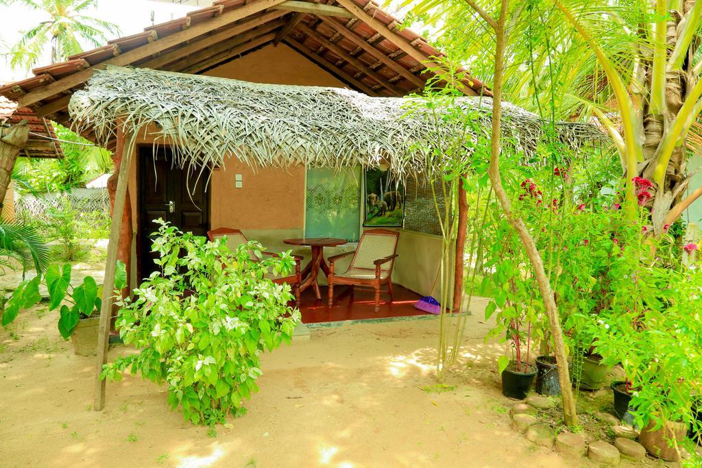 Natural Cabanas Kanattagoda Ngoại thất bức ảnh